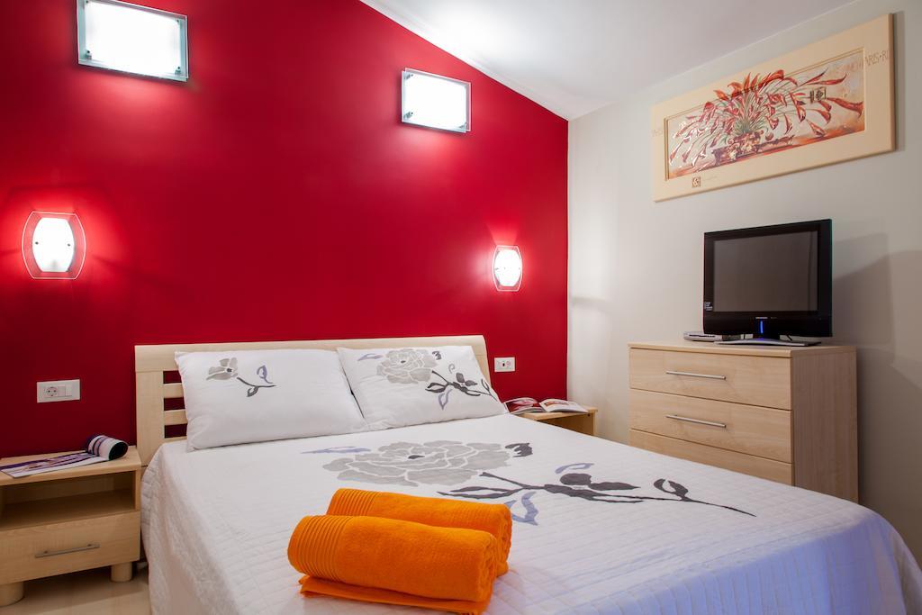 Apartment Toni Omis